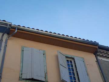 Charpente et couverture avec une pose de gouttières à Saint-Gaudens