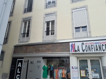 Pose d'une couvertine en zinc sur vitrine - Saint Girons 